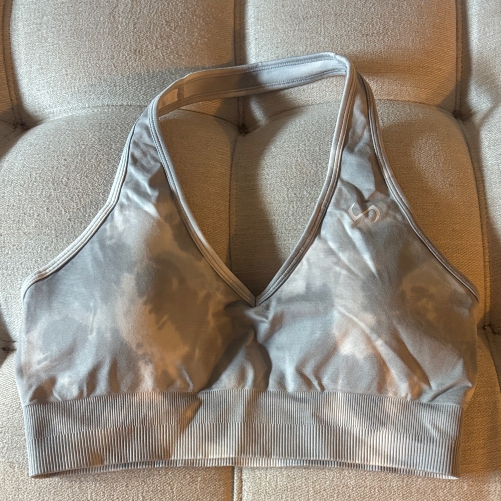 Stylish Gray Halter Sports Bra